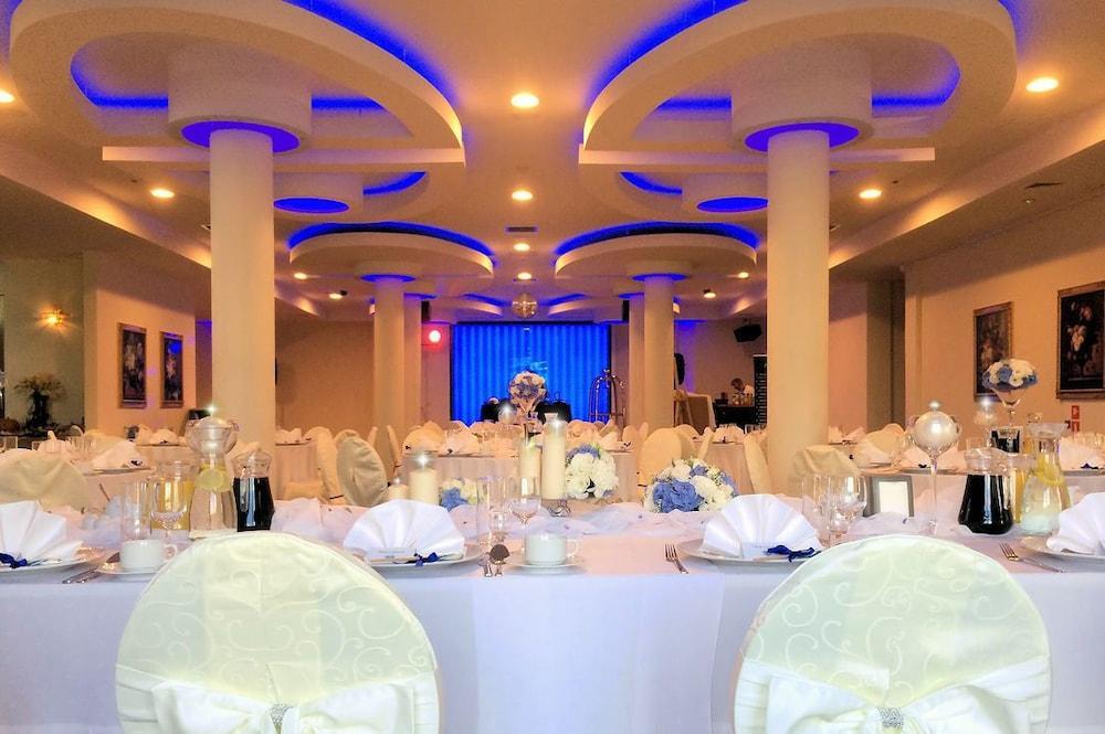 Hotel Business Faltom Gdynia รูเมีย ภายนอก รูปภาพ