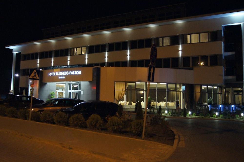Hotel Business Faltom Gdynia รูเมีย ภายนอก รูปภาพ